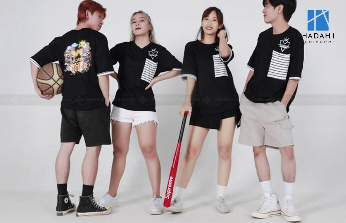 Vì sao áo đồng phục nhóm giúp nổi bật khi đi chơi?