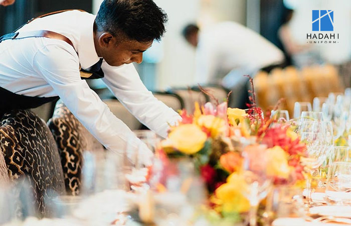 Lý do mà đồng phục nhân viên tiệc cưới được ưa chuộng?