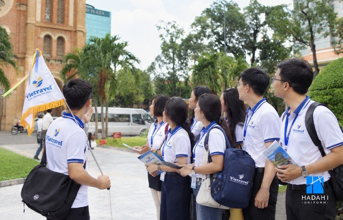 Áo thun Polo mẫu đồng phục quốc dân cho hướng dẫn viên 1