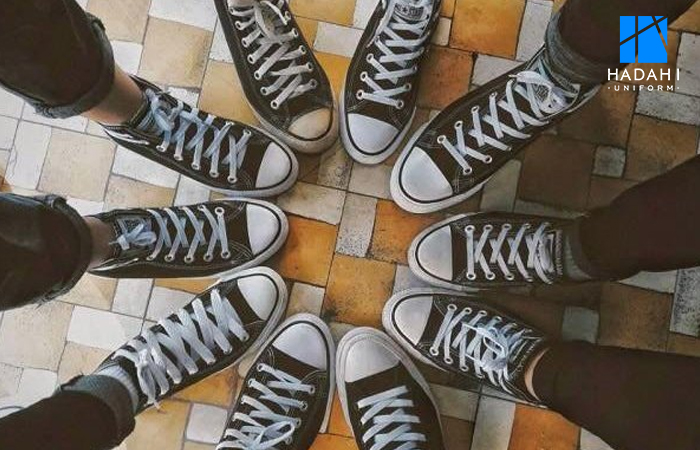 Đồng Phục Hadahi - Đâu Chỉ Áo Thun, Giày Lớp Cũng Hot Không Kém Đâu