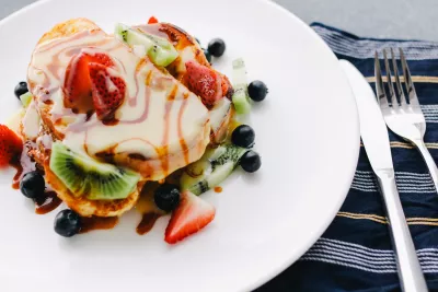 Pancake trái cây