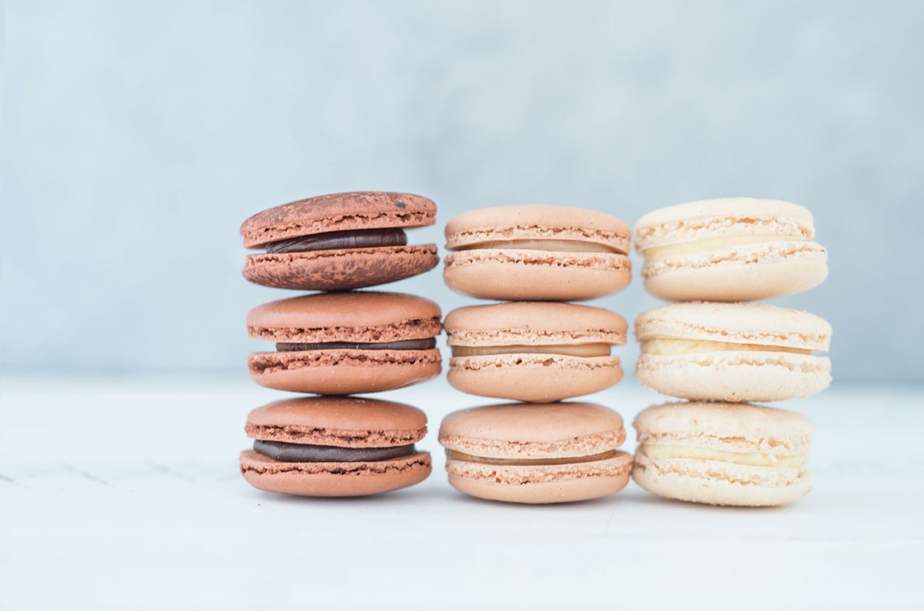 Macaron nhân kem