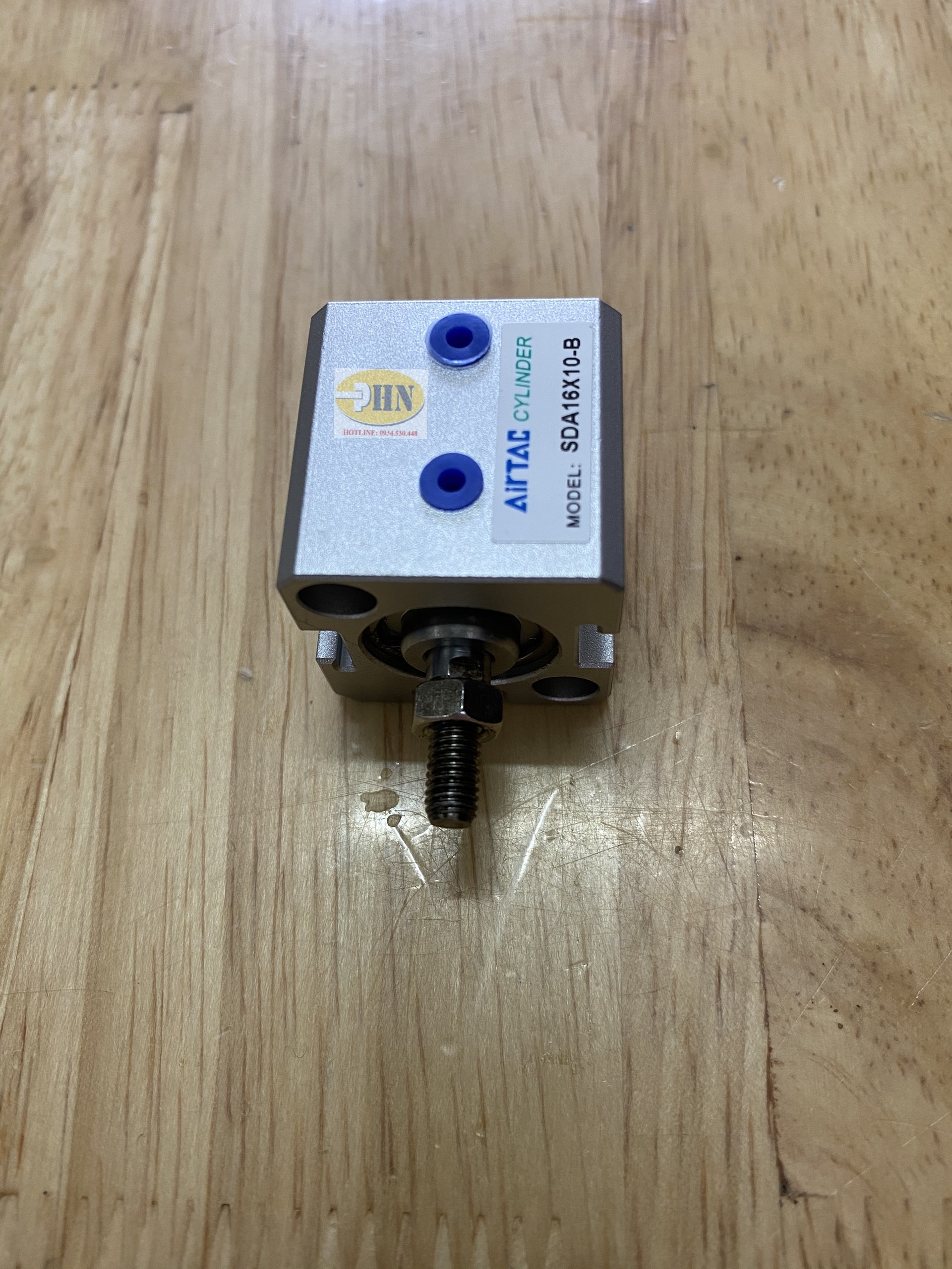 Xi lanh khí nén SDA16x10-B