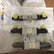Van P2LBZ512EEDCB49