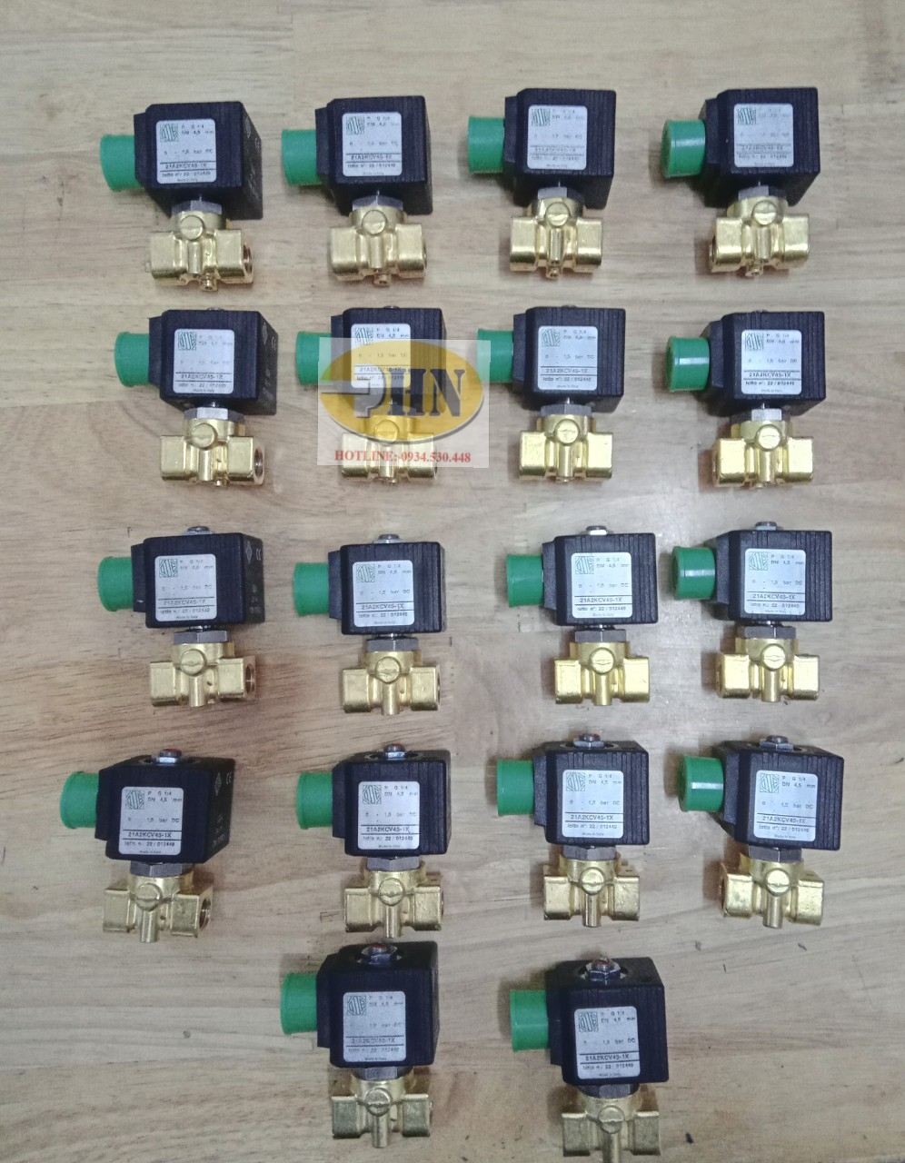 z3994411363043_4e0a0ca7cf201335ec79aaef769f0dac