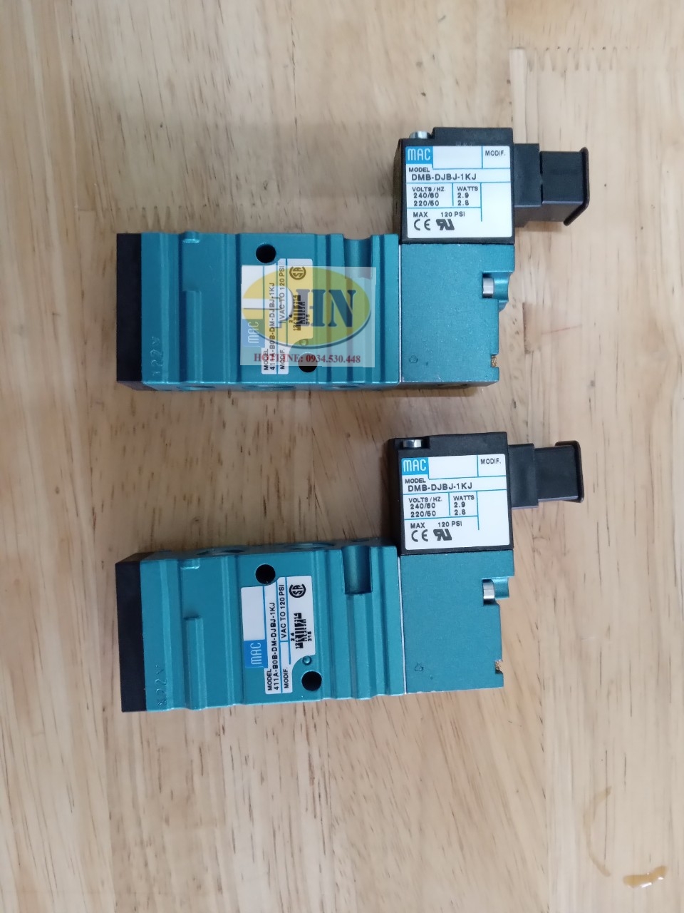 Van mac 411A-B0B-DM-DJBJ-1KJ