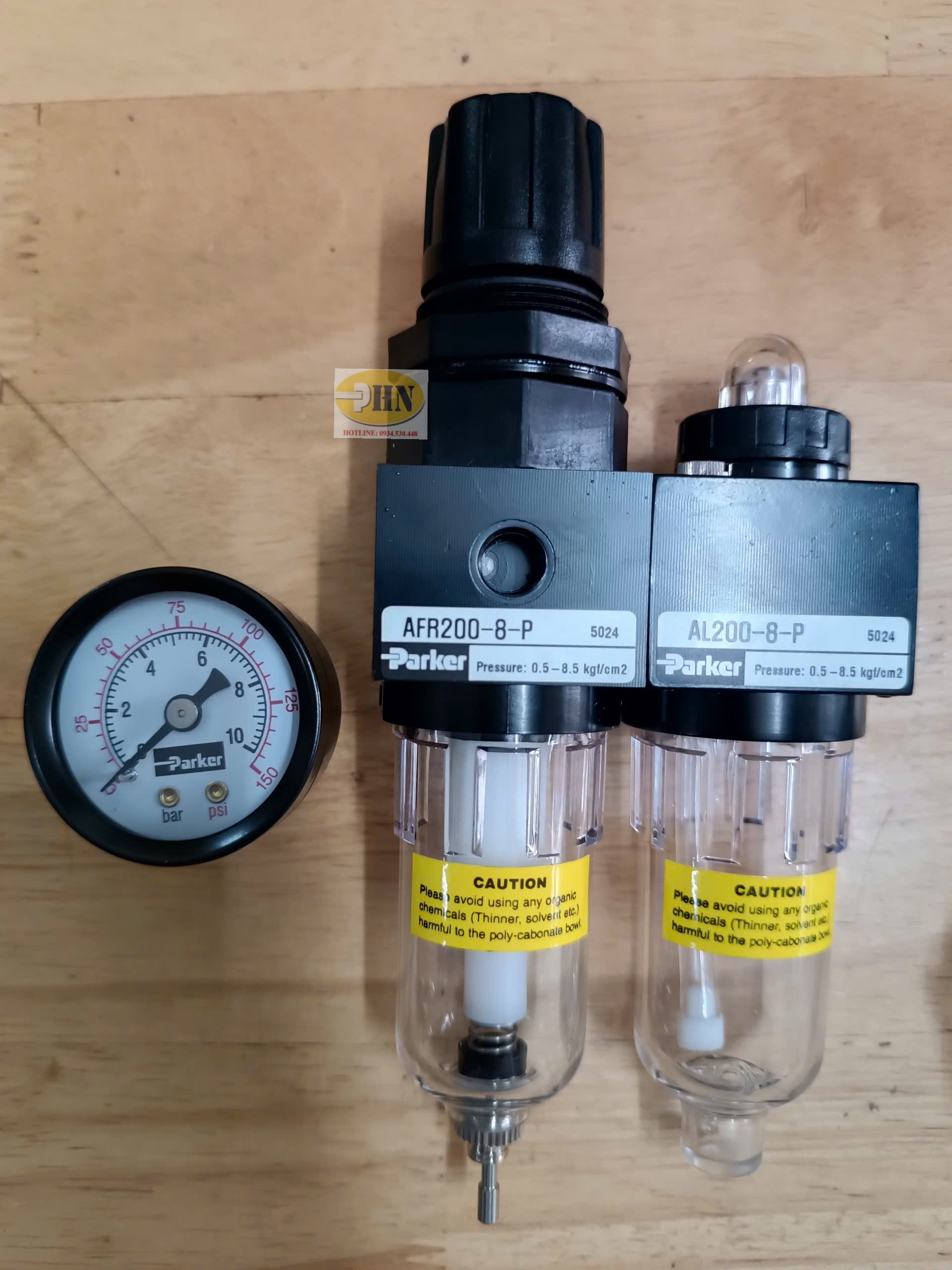 Bộ lọc khí AU210-8-P
