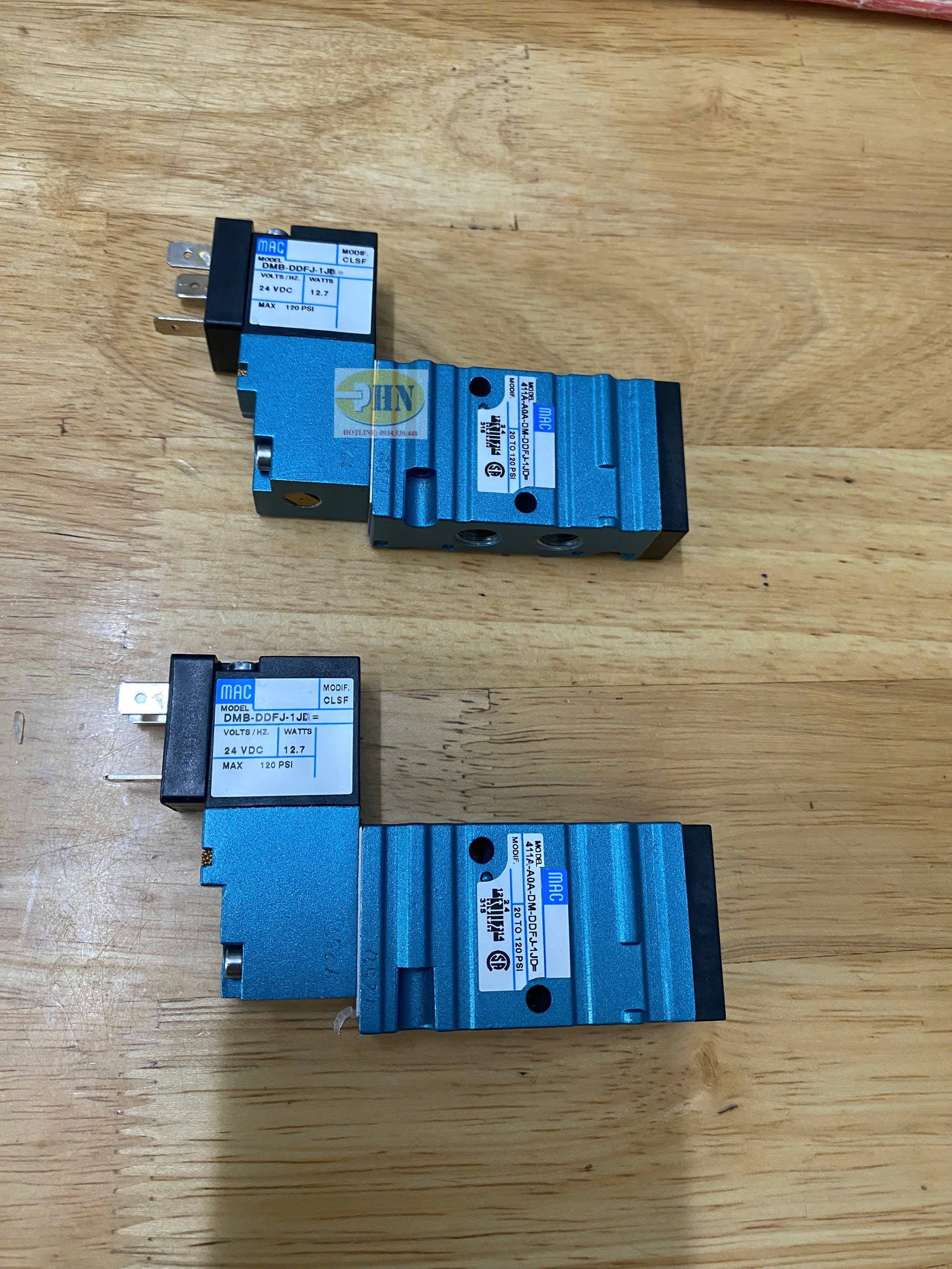 Van 411A-A0A-DM-DDFJ-1JD