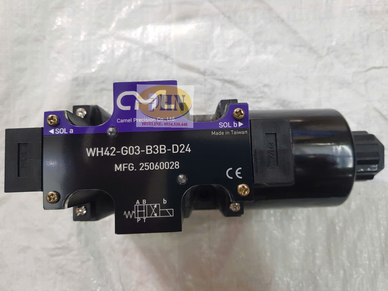 Van WH42-G03-B3B-D24