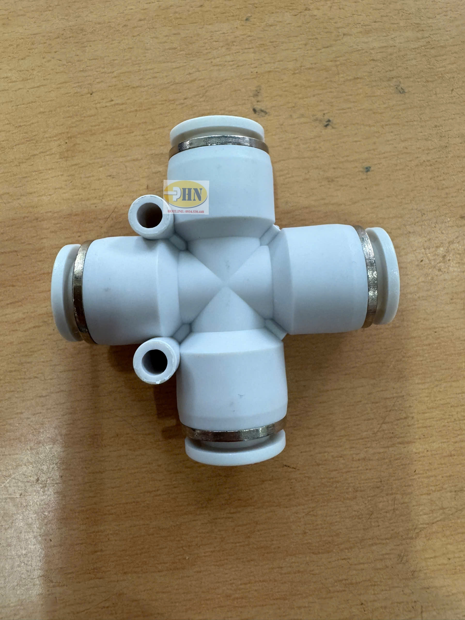 Đầu nối khí PZA10