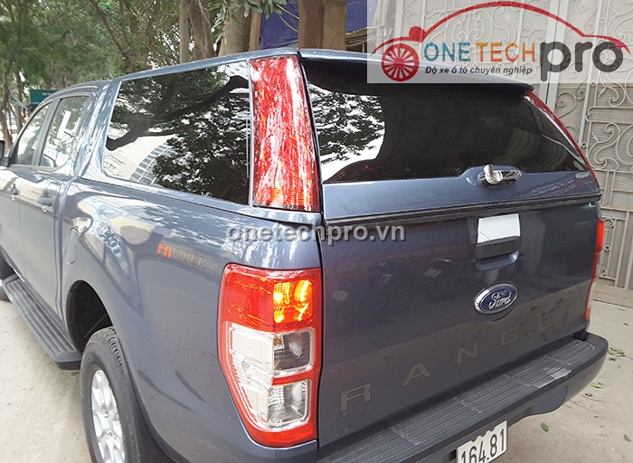NẮP THÙNG CAO XE BÁN TẢI FORD RANGER CÓ ĐÈN
