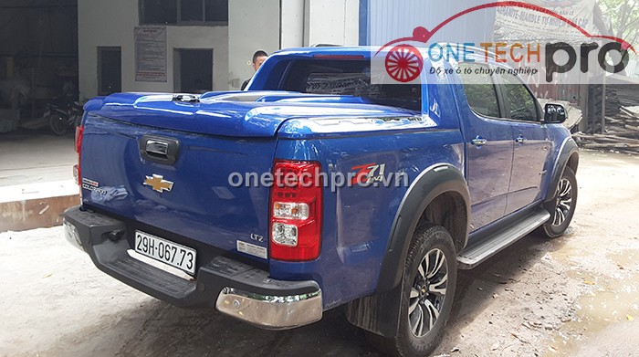 NẮP THÙNG THẤP THỂ THAO XE CHEVROLET COLORADO