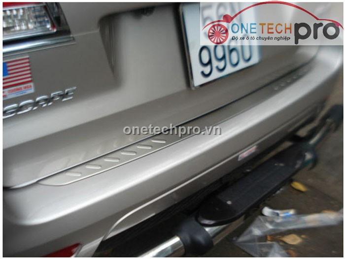 NẸP CHỐNG TRẦY CỐP FORD ECOSPORT