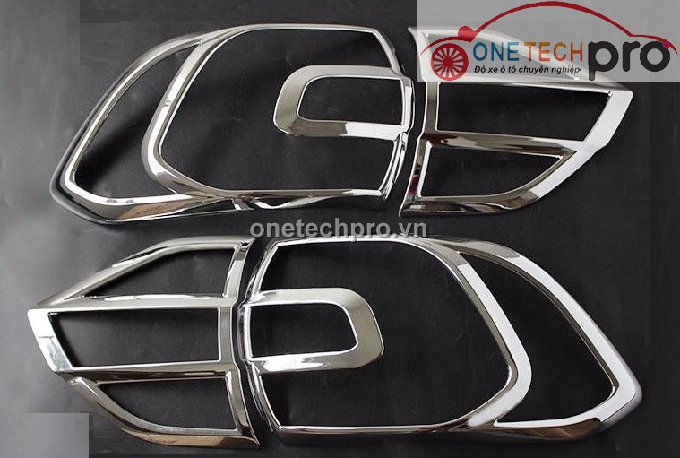 ỐP VIỀN ĐÈN HẬU Ô TÔ FORD EVEREST