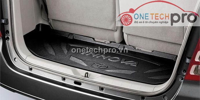 LÓT CỐP XE TOYOTA INNOVA