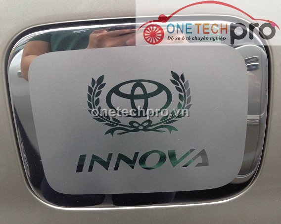 NẮP XĂNG TOYOTA INNOVA