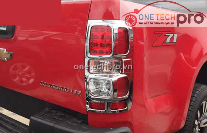ỐP VIỀN ĐÈN HẬU CHEVROLET COLORADO