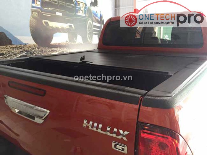 NẮP THÙNG CUỘN TOYOTA HILUX