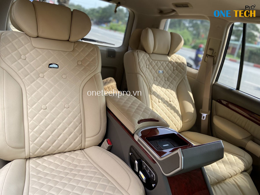 Độ nội thất xe lexus GX470 kiểu limousine