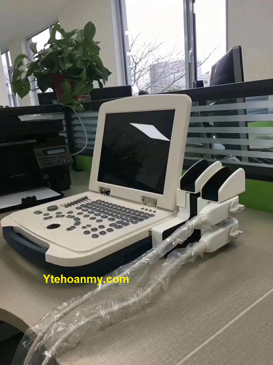 Máy siêu âm xách tay 2D Dakion Model: UA20plus